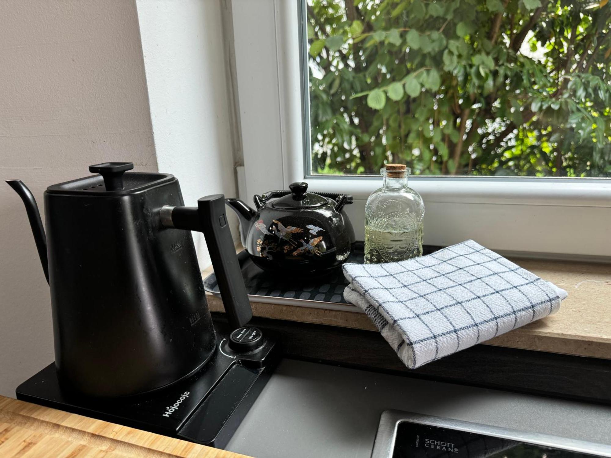 Modern House Gehrden Auf 2 Etagen, Nice Garten, Barbecue, Contactless Check-In, Free Parking ภายนอก รูปภาพ